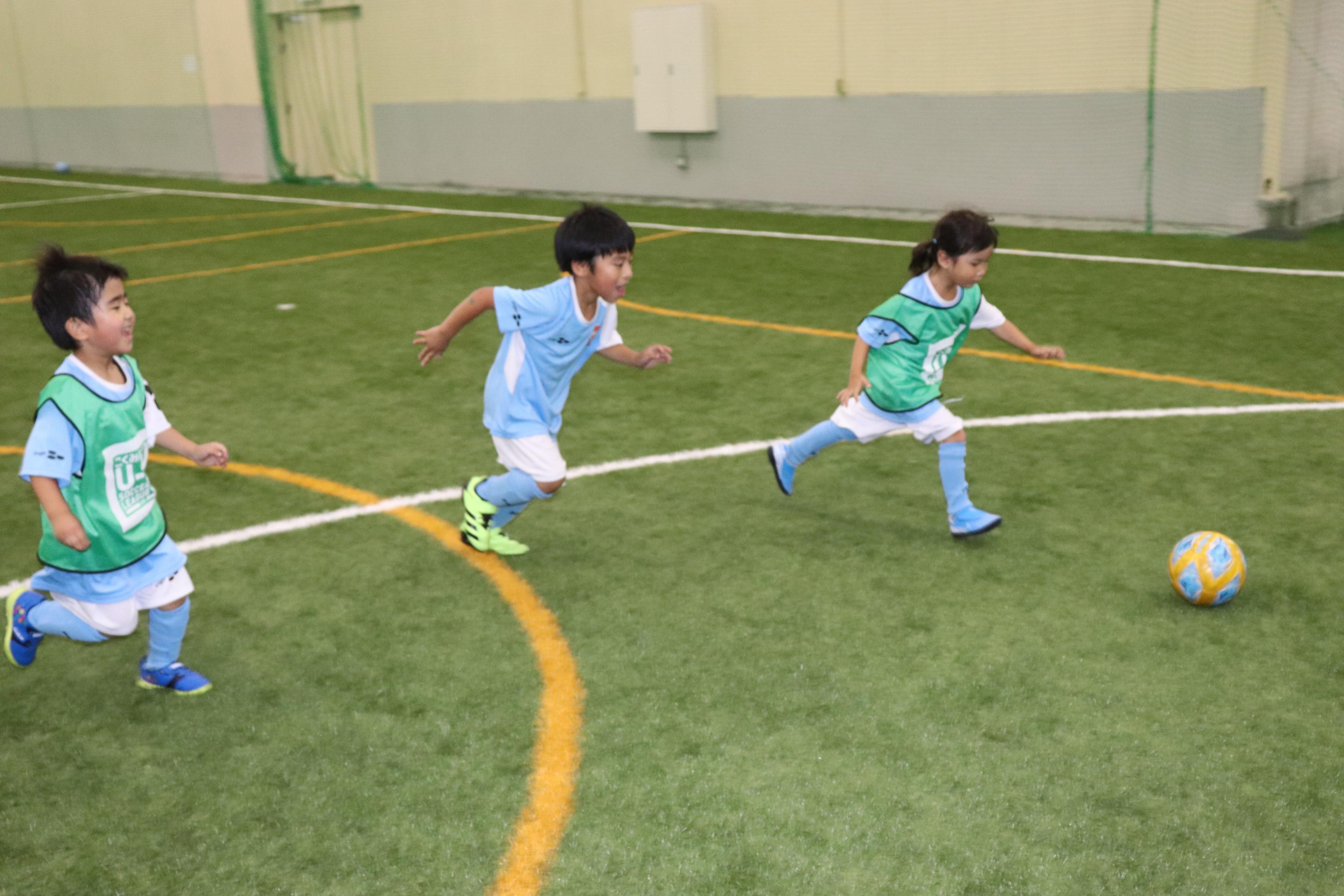 1回お試し無料 屋内型幼児サッカースクール生生徒募集中 ブログ にいかわスポーツドーム 富山県魚津市の完全屋内型スポーツ施設